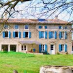 A vendre domaine Villelongue d'Aude France te koop Pyreneen